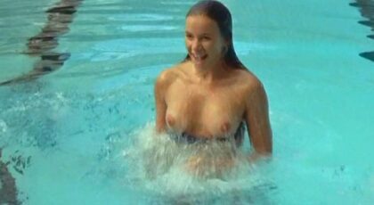 Valérie Kaprisky, etc. nude in Une glace avec deux boules… (1982) TVRip