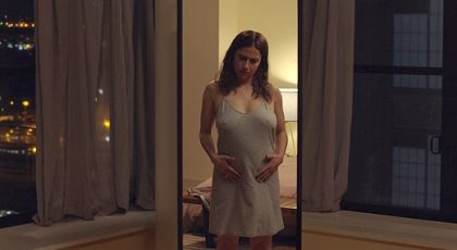 Ilana Glazer nude in False Positive (2021) 2160p Blu-ray